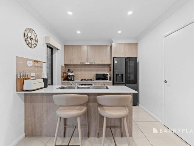 Townhouse for sale in Camerons Creek, Victoria