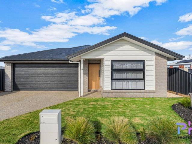 House for sale in Huntly, Victoria