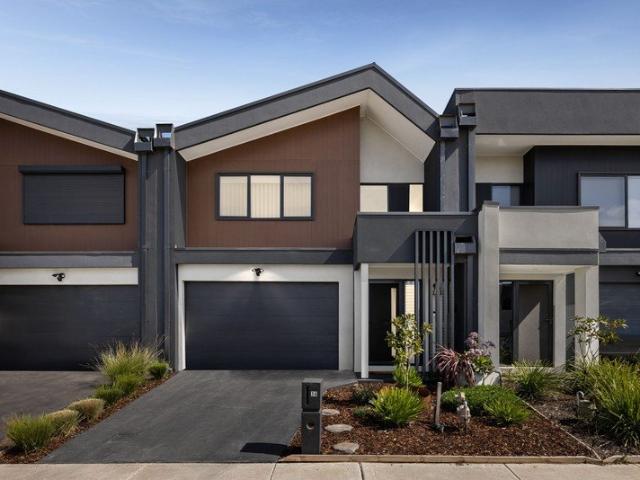 Townhouse for sale in Camerons Creek, Victoria