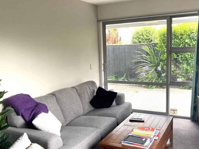 Apartment for rent in Heathcote, Canterbury