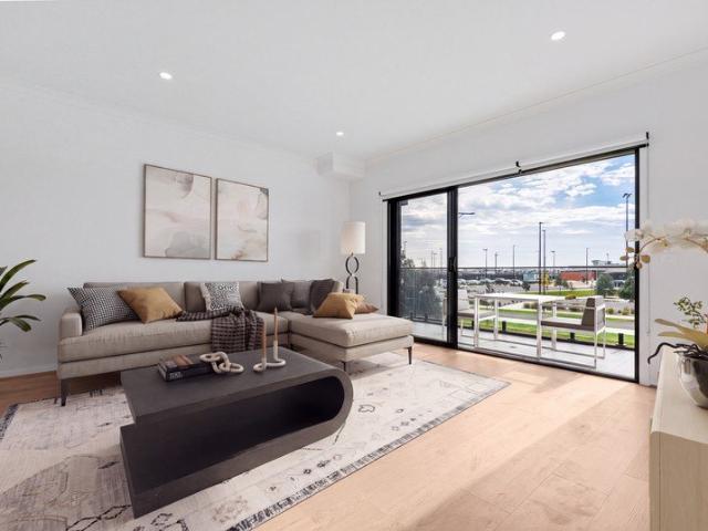 Townhouse for rent in Albright, Melbourne