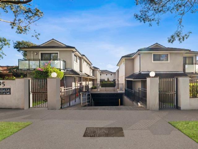 Townhouse for sale in Sydney, New South Wales