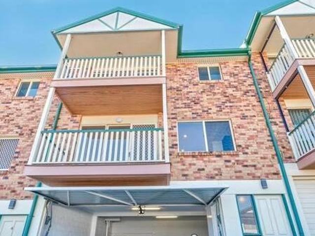 House for rent in Brisbane Adelaide Street, Queensland