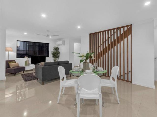Townhouse for rent in Carina, Greater Brisbane