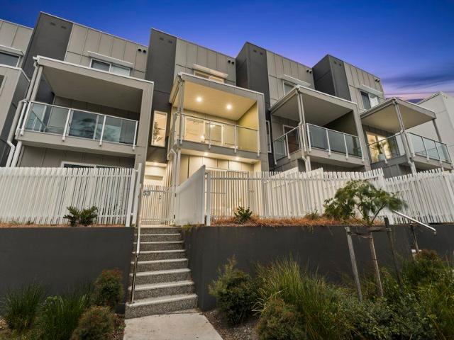 Townhouse for sale in Toombul, Queensland
