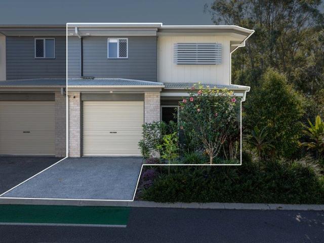 Townhouse for sale in Toombul, Queensland
