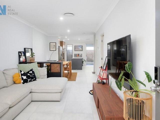 Townhouse for sale in Toombul, Queensland