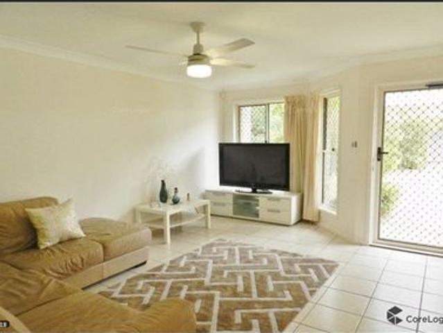Townhouse for rent in Toombul, Queensland