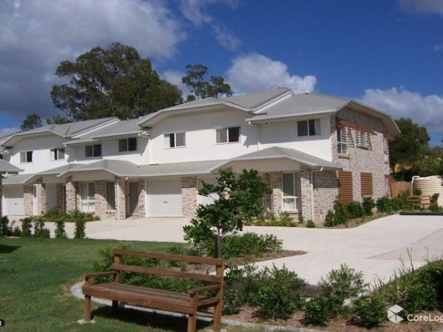Townhouse for rent in Toombul, Queensland
