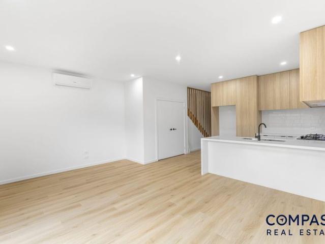 Townhouse for rent in Camerons Creek, Victoria