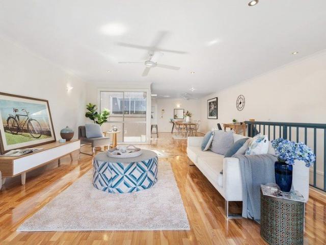 Townhouse for rent in Elsternwick, Melbourne