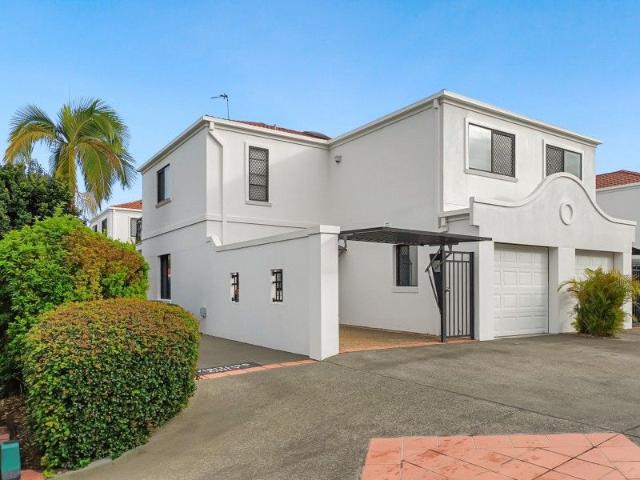 Townhouse for sale in Fernbrook, Queensland