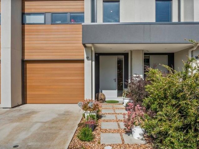 Townhouse for sale in Geelong, Victoria