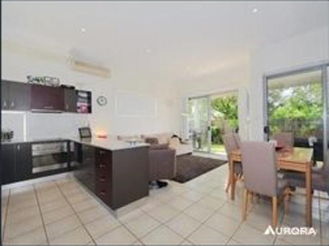 Townhouse for rent in Toombul, Queensland