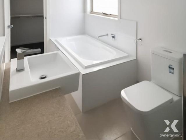 Townhouse for rent in Camerons Creek, Victoria