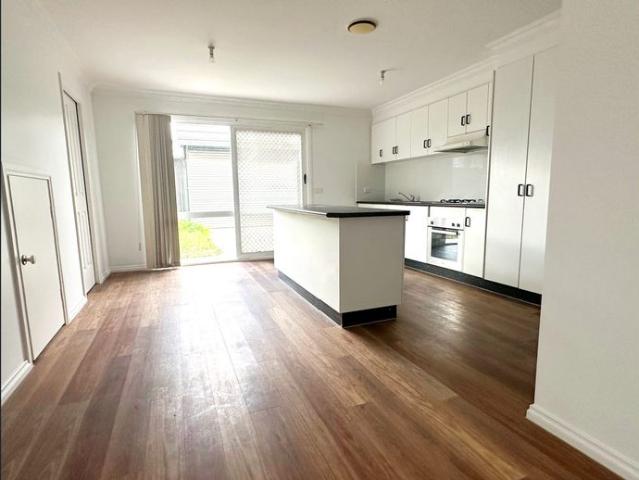 Townhouse for rent in Camerons Creek, Victoria