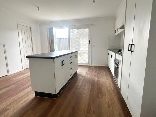 Townhouse for rent in Ascot Vale, Victoria