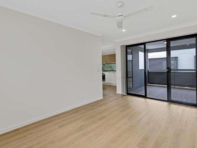 Townhouse for rent in Kings Creek, Queensland