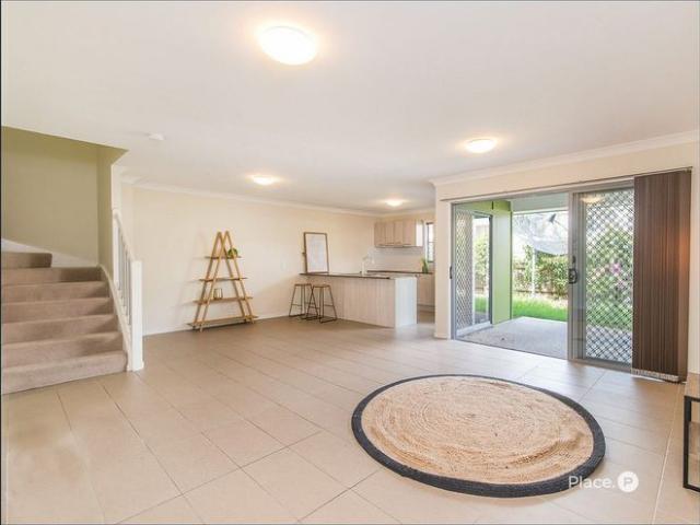 Townhouse for rent in Toombul, Queensland