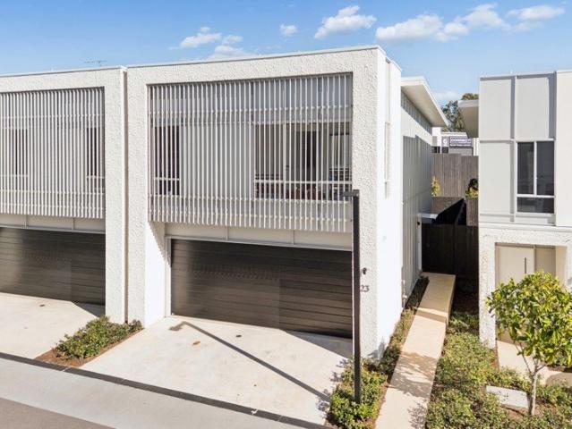 Townhouse for sale in Toombul, Queensland