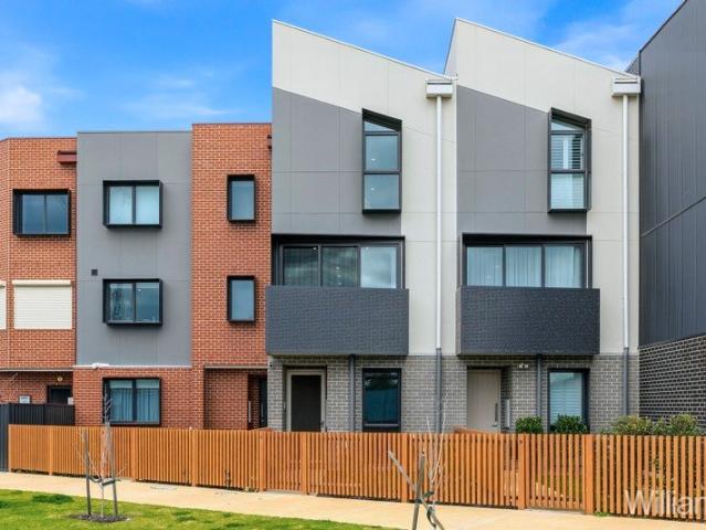 Townhouse for sale in Camerons Creek, Victoria