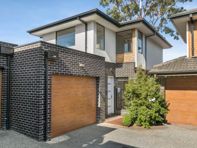 Townhouse for sale in Camerons Creek, Victoria