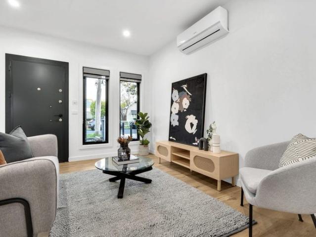 Townhouse for rent in Camerons Creek, Victoria