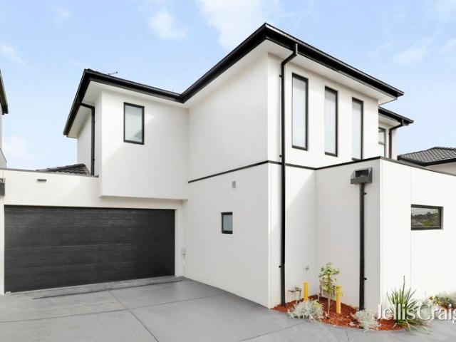 Townhouse for sale in Camerons Creek, Victoria
