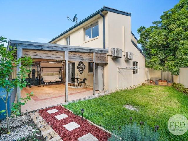 Townhouse for sale in Sydney, New South Wales