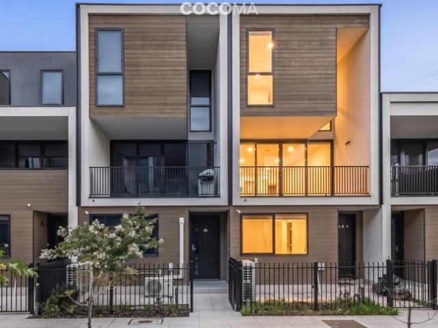Townhouse for sale in Camerons Creek, Victoria