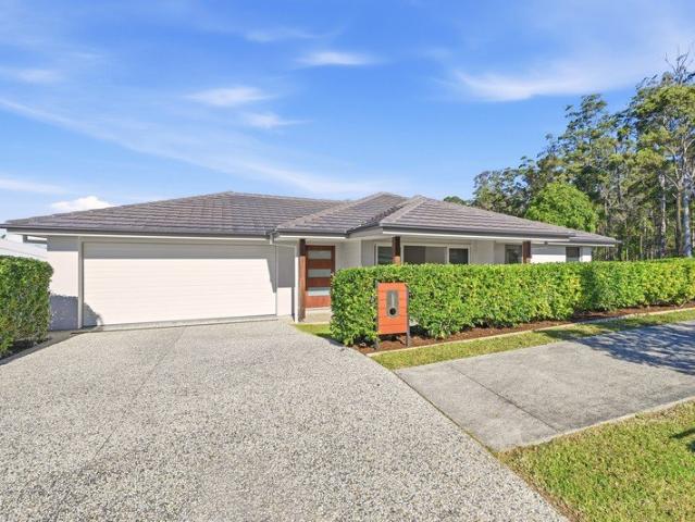 Villa for sale in Thrumster, New South Wales