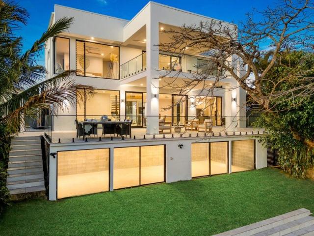 House for sale in Bundall, Gold Coast City