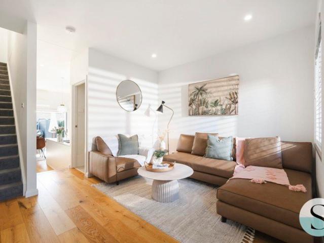 Townhouse for sale in Ambergate, New South Wales