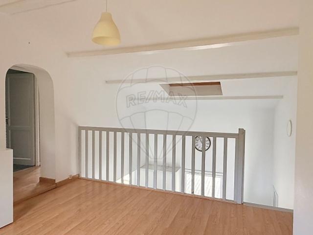 Maison vente à Nice, Contes