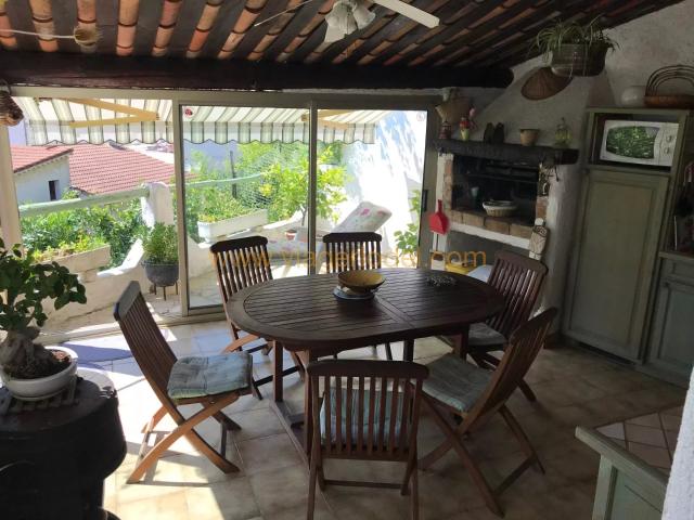 Maison vente à France métropolitaine, Contes