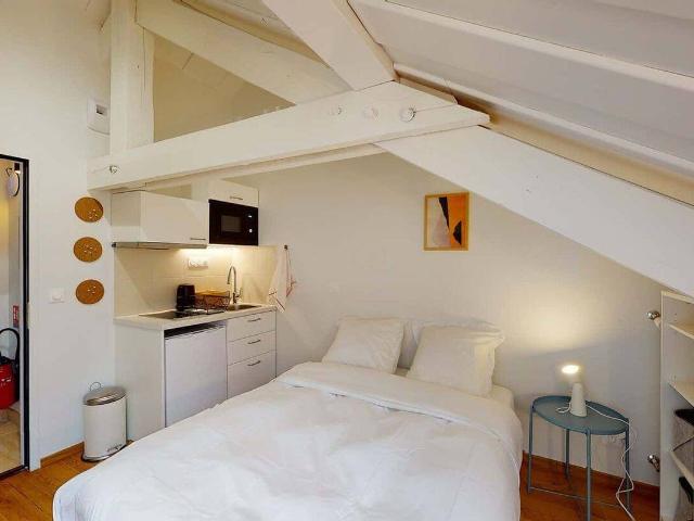 Studio location à Quartier Les Hauts d'Issy / Les Epinettes / Le Fort, Issy-les-Moulineaux