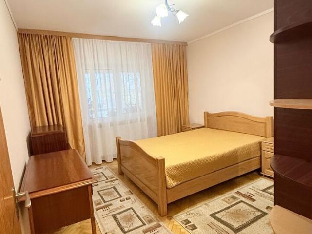 Apartament închirieri în Baza 3, Iași