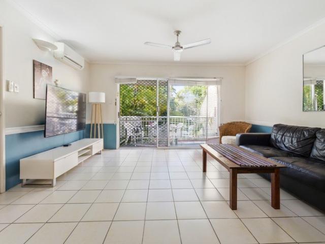 Apartment for sale in Holloways Beach, Cairns