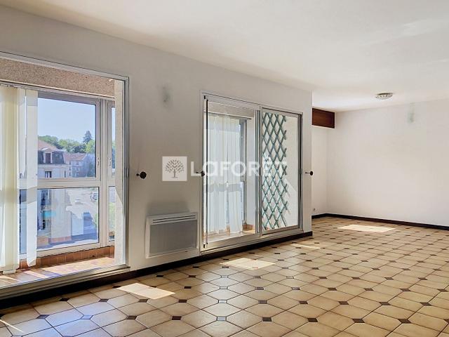Appartement location à Neufchâteau, Contrexéville