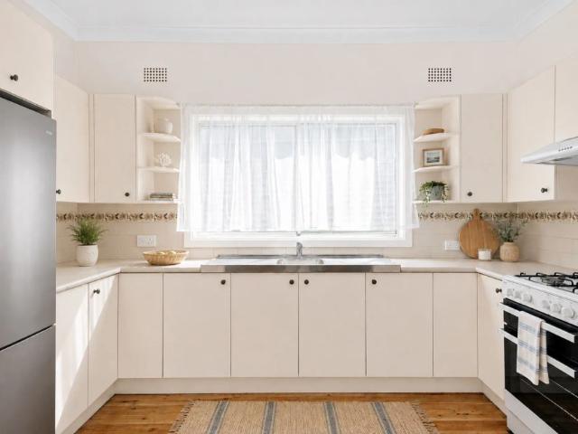 House for rent in Wollongong West, New South Wales