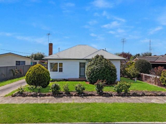 House for sale in Hamilton, Victoria