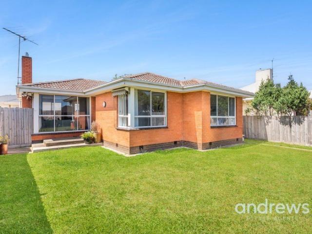 House for rent in Newcomb, Geelong
