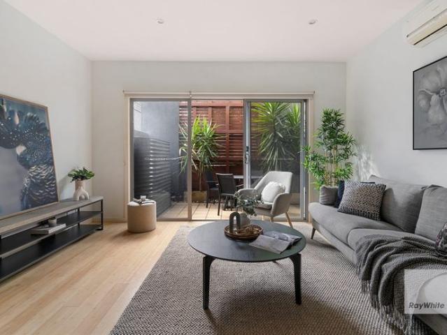 Townhouse for rent in Camerons Creek, Victoria