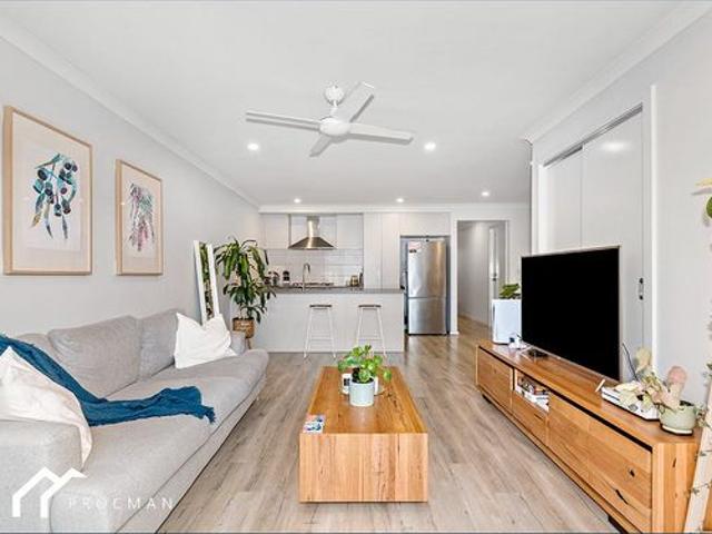 House for rent in Pavilion, Melbourne