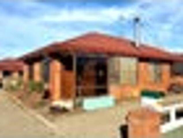 Townhouse for sale in Kerrytown, Canterbury