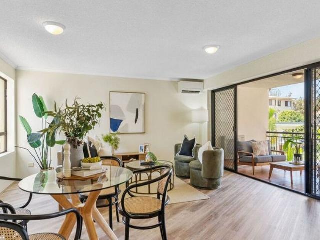 Apartment for rent in Coorparoo, Greater Brisbane