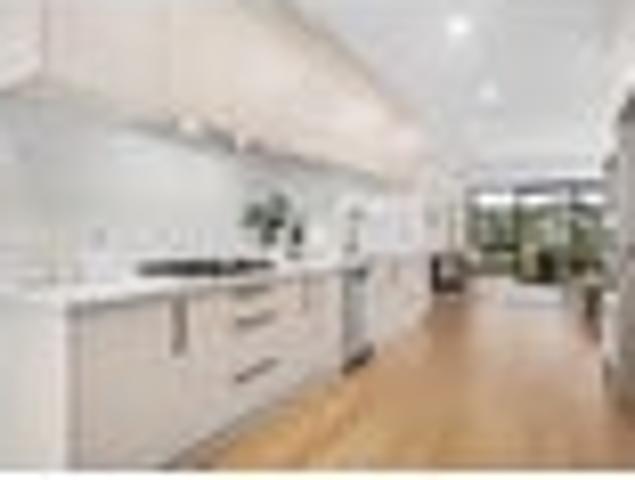 Townhouse for sale in Wairau Valley