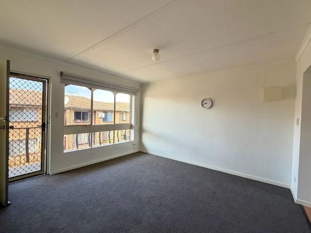 Apartment for rent in St Albans South, Melbourne