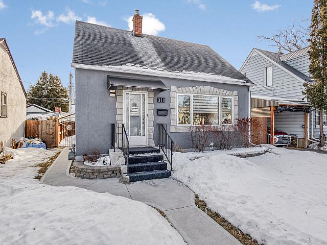 House for sale in East St. Paul, Manitoba