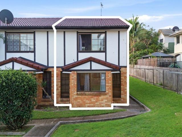 Townhouse for sale in Toombul, Queensland